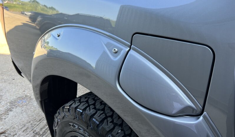 2018(68) Deranged™ Navara 2.3 dCi N-Guard Auto Blackout Edition full