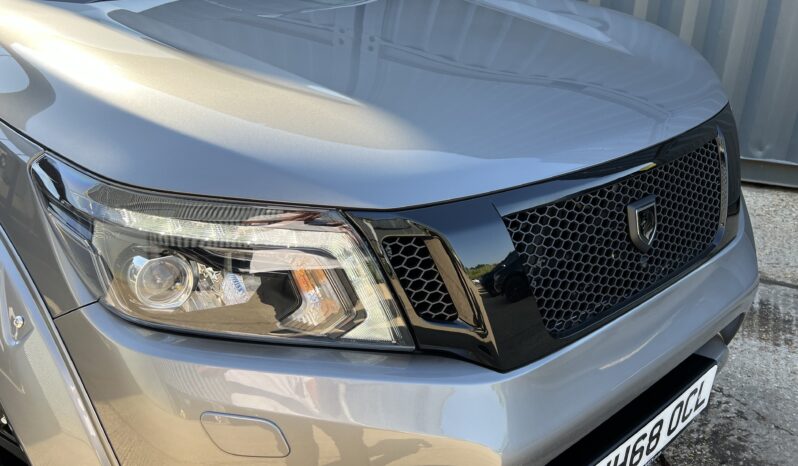 2018(68) Deranged™ Navara 2.3 dCi N-Guard Auto Blackout Edition full