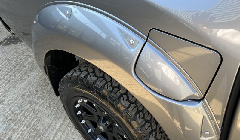 2018(68) Deranged™ Navara 2.3 dCi N-Guard Auto Blackout Edition full