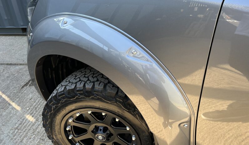 2018(68) Deranged™ Navara 2.3 dCi N-Guard Auto Blackout Edition full