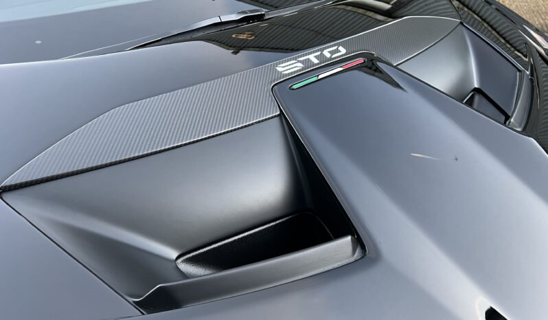 2022(72) Lamborghini Huracan 5.2 V10 LP 640-2 STO full