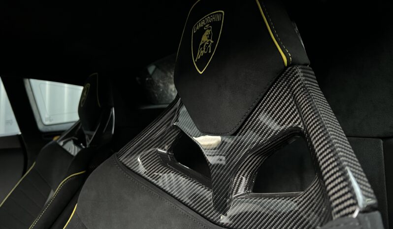 2022(72) Lamborghini Huracan 5.2 V10 LP 640-2 STO full